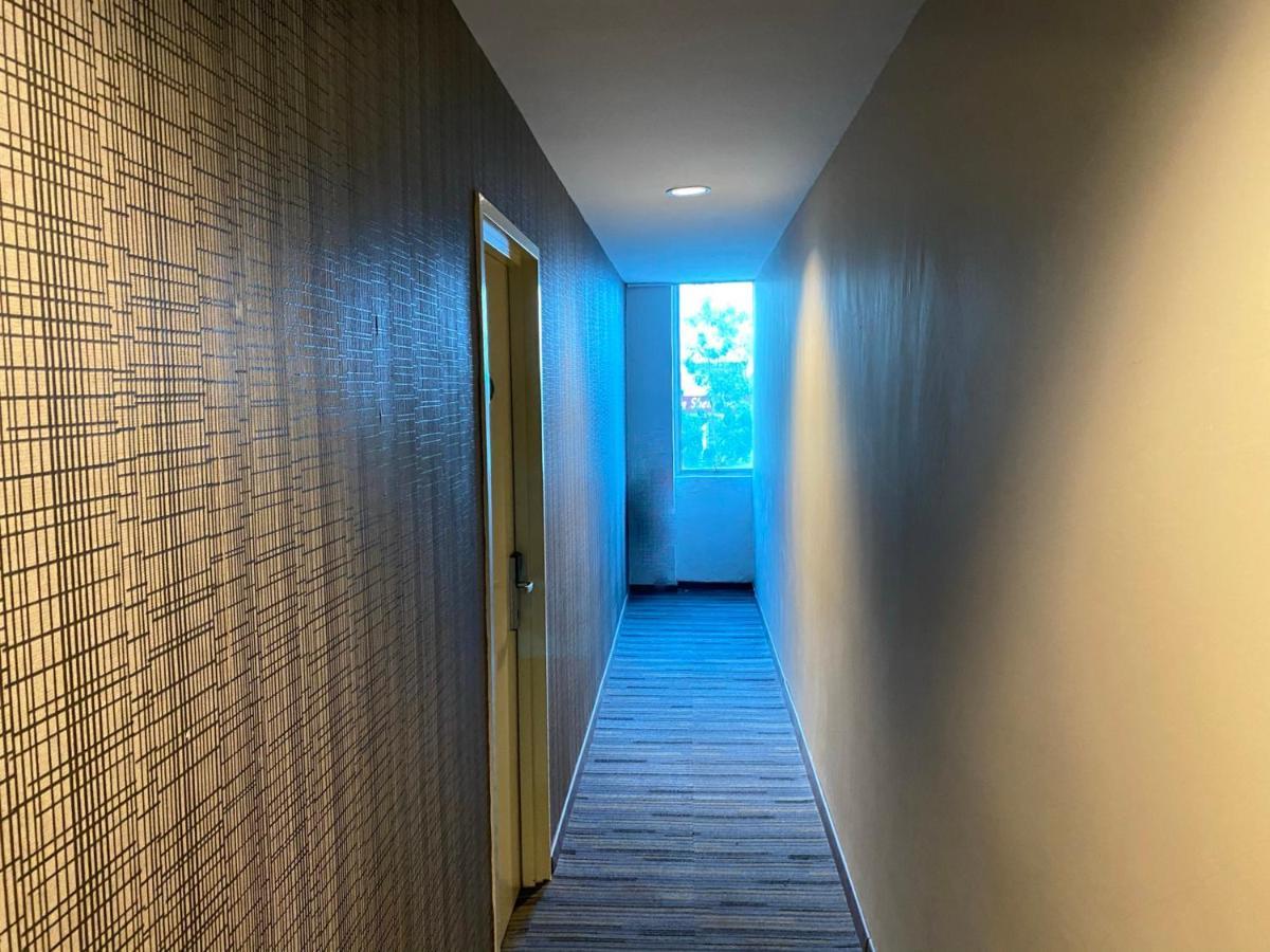 Bluebell Hotel Skudai Esterno foto