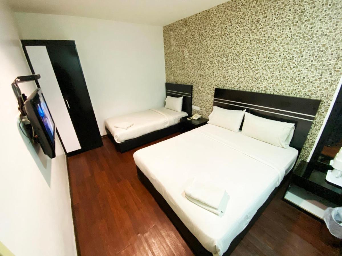 Bluebell Hotel Skudai Esterno foto