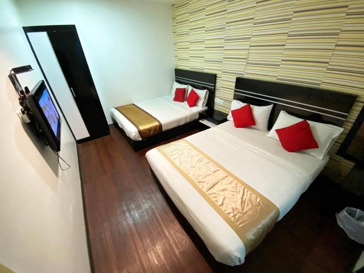 Bluebell Hotel Skudai Esterno foto